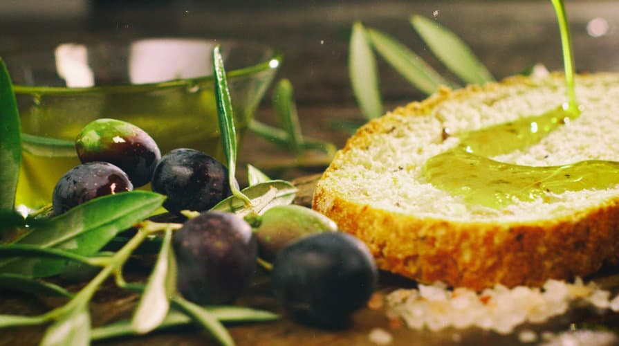 Fettunta bruschetta la merenda toscana